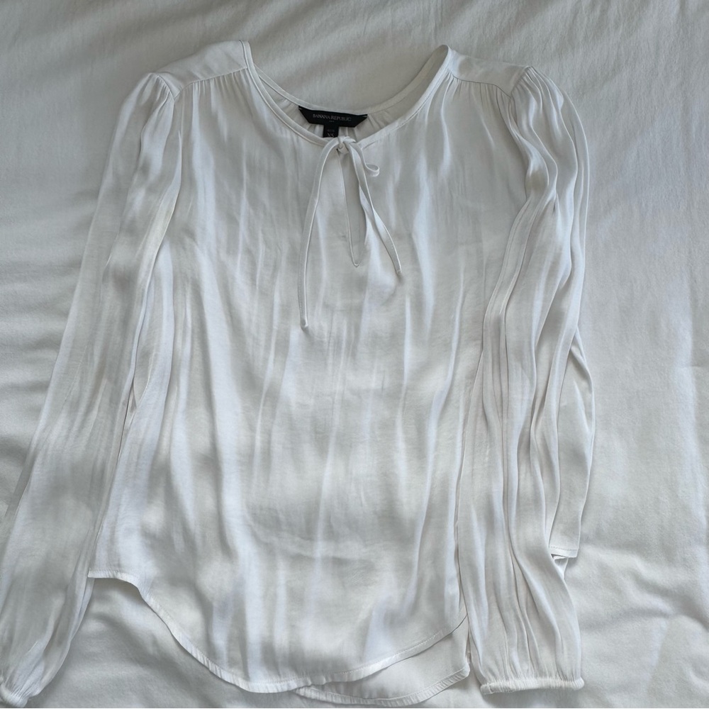 Banana Republic Cream Blouse with Tie-Neck